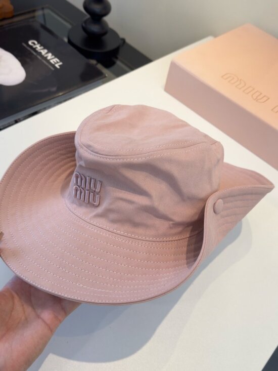 Miu Miu Light Pink Logo Embroidered Bucket Hat main image 5